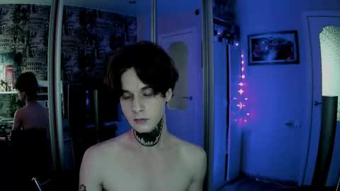 Snapshot of remitrash chatting on September 9, 2025, 11:43 am RemiTrash online show from September 9, 2025, 11:43 am