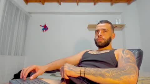 Rmy Steen online show from November 19, 2025, 2:00 am