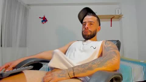 Rmy Steen online show from March 30, 2026, 11:50 pm