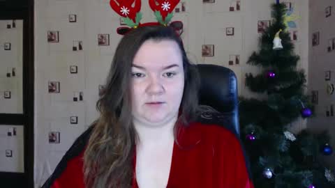 renataoia online show from January 1, 2025, 6:26 am