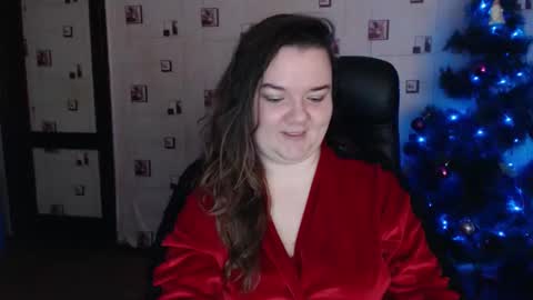 renataoia online show from January 8, 2025, 2:14 pm