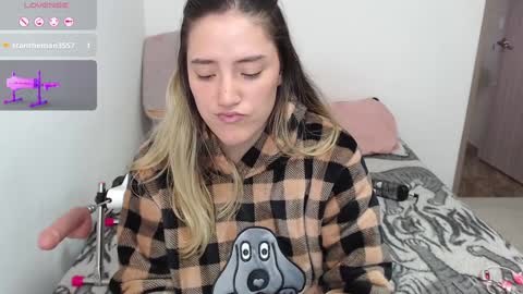 Snapshot of renathacohen chatting on January 25, 2025, 9:25 pm sofia online show from January 25, 2025, 9:25 pm