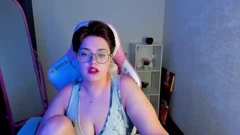 renee_turner online show from January 10, 2025, 4:54 am