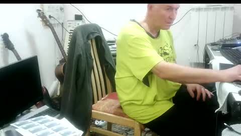 renefr online show from March 4, 2026, 11:22 pm