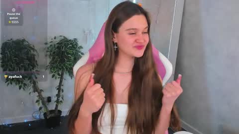 Snapshot of renesmy_black chatting on May 27, 2026, 1:57 am Renesmy online show from May 27, 2026, 1:57 am