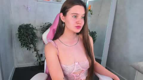 Snapshot of renesmy_black chatting on May 30, 2026, 12:19 am Renesmy online show from May 30, 2026, 12:19 am