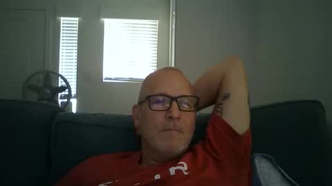 Snapshot of renewaz chatting on May 5, 2026, 5:54 pm Renewaz online show from May 5, 2026, 5:54 pm