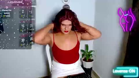 renne155269 online show from November 1, 2025, 4:53 pm