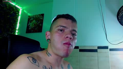 R E N E  online show from January 12, 2025, 12:33 pm