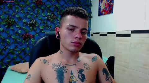 R E N E  online show from February 19, 2025, 4:34 am