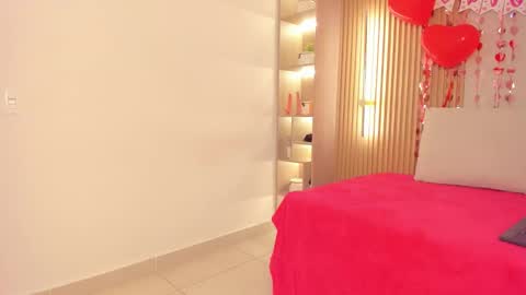 Reshi Hevss online show from February 13, 2026, 7:10 pm