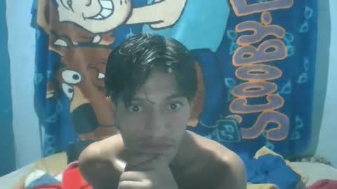 Snapshot of resurgirkratosking999 chatting on January 6, 2026, 8:18 am Luis online show from January 6, 2026, 8:18 am