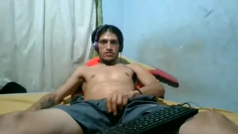 Snapshot of resurgirkratosking999 chatting on June 22, 2026, 9:50 am Luis online show from June 22, 2026, 9:50 am