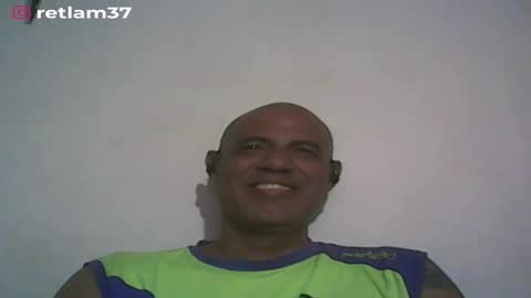 Snapshot of retlam37 chatting on February 7, 2026, 5:11 am Walter online show from February 7, 2026, 5:11 am