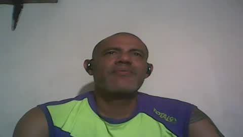 Snapshot of retlam37 chatting on February 18, 2026, 3:57 am Walter online show from February 18, 2026, 3:57 am