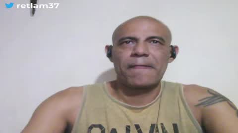 Snapshot of retlam37 chatting on April 24, 2026, 5:10 am Walter online show from April 24, 2026, 5:10 am