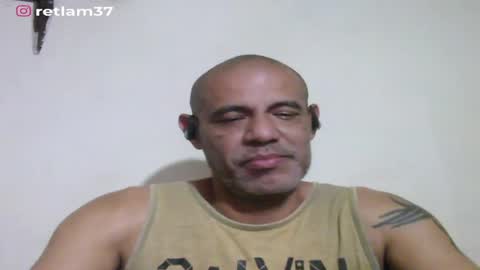Snapshot of retlam37 chatting on May 19, 2026, 4:19 am Walter online show from May 19, 2026, 4:19 am