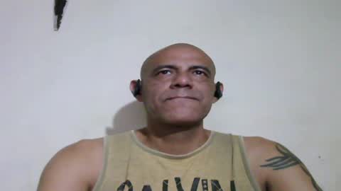 Snapshot of retlam37 chatting on June 12, 2026, 5:28 am Walter online show from June 12, 2026, 5:28 am