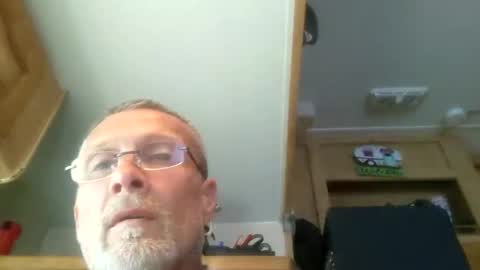 Rhett online show from October 6, 2025, 2:58 pm