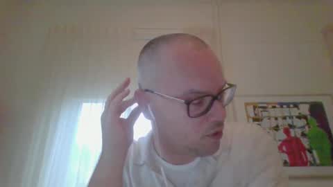 Snapshot of rettie1984 chatting on December 13, 2024, 2:27 pm Attention whore online show from December 13, 2024, 2:27 pm