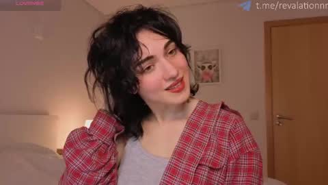 Snapshot of revalation_ chatting on January 15, 2026, 3:49 pm Ewiwi online show from January 15, 2026, 3:49 pm