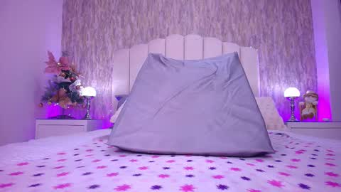 REVEN online show from December 18, 2025, 3:01 am