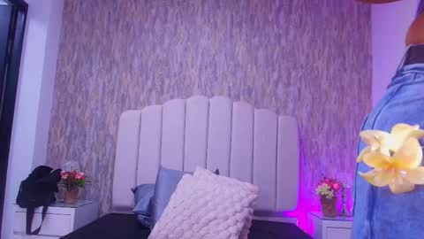 Snapshot of reven_lilith chatting on May 20, 2026, 3:02 am REVEN online show from May 20, 2026, 3:02 am