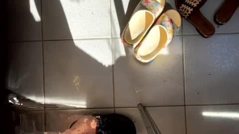 revilo1165 online show from September 18, 2025, 9:11 am