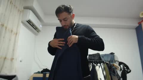 Chris online show from February 12, 2025, 10:48 pm