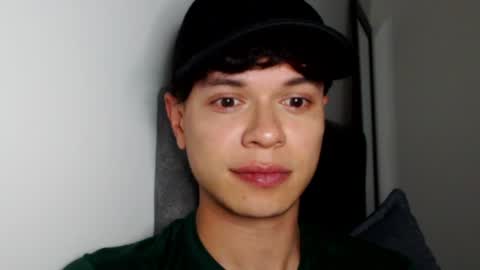 Snapshot of rexbunnybody chatting on June 19, 2026, 12:48 am Rex online show from June 19, 2026, 12:48 am