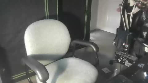 Snapshot of rexxxpiper chatting on November 3, 2025, 12:50 pm rexxxpiper online show from November 3, 2025, 12:50 pm