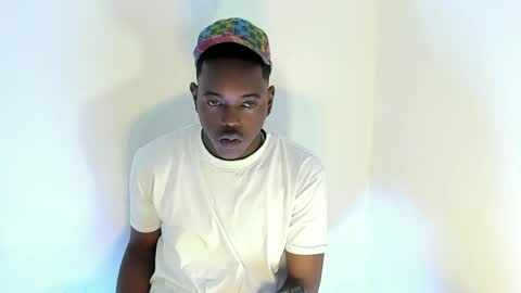Snapshot of rey_bbc chatting on June 22, 2026, 4:26 pm rey_bbc online show from June 22, 2026, 4:26 pm