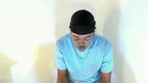 Snapshot of rey_bbc chatting on June 27, 2026, 12:33 pm rey_bbc online show from June 27, 2026, 12:33 pm