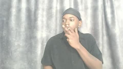 Snapshot of rey_bbc chatting on July 7, 2026, 10:52 am rey_bbc online show from July 7, 2026, 10:52 am