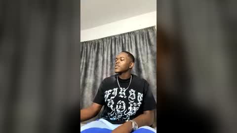 Snapshot of rey_bbc chatting on July 20, 2026, 7:38 pm rey_bbc online show from July 20, 2026, 7:38 pm
