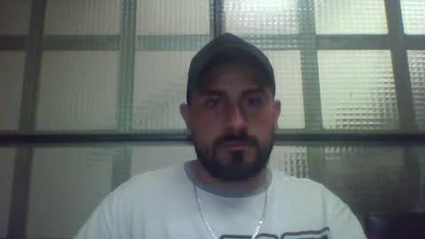 Snapshot of reyalad_mariana chatting on February 7, 2025, 8:10 pm REYALAD online show from February 7, 2025, 8:10 pm