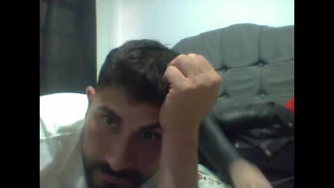 Snapshot of reyalad_mariana chatting on March 6, 2025, 10:26 pm REYALAD online show from March 6, 2025, 10:26 pm