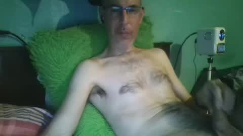 Snapshot of reyes_albert2006 chatting on April 27, 2026, 7:06 am reyes_albert2006 online show from April 27, 2026, 7:06 am