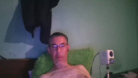 Snapshot of reyes_albert2006 chatting on May 25, 2026, 7:36 am reyes_albert2006 online show from May 25, 2026, 7:36 am