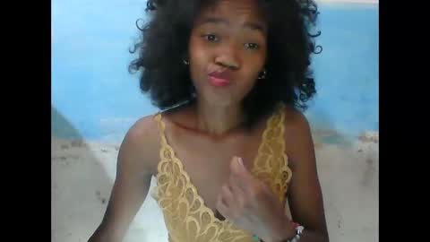 Snapshot of reyhanrise chatting on November 11, 2025, 5:18 am ReyhanRise online show from November 11, 2025, 5:18 am