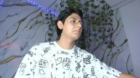 reylatino24 online show from June 6, 2026, 5:39 pm