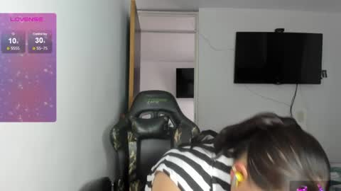 Snapshot of reyledoll chatting on July 15, 2026, 6:57 pm Rely online show from July 15, 2026, 6:57 pm
