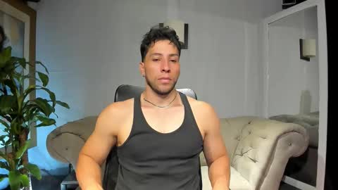 Snapshot of reymond_peter chatting on February 19, 2026, 2:18 am REYMOND PETER online show from February 19, 2026, 2:18 am