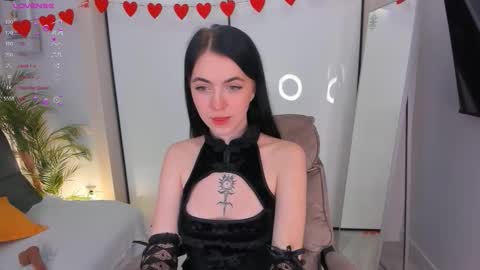 Snapshot of reze_daisies chatting on February 15, 2026, 7:32 pm Reze online show from February 15, 2026, 7:32 pm