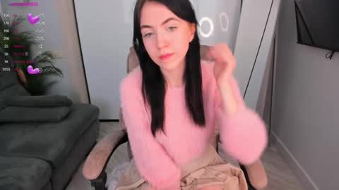 Snapshot of reze_daisies chatting on February 22, 2026, 9:19 am Reze online show from February 22, 2026, 9:19 am