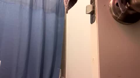 Ryan Gold online show from April 19, 2026, 7:40 am