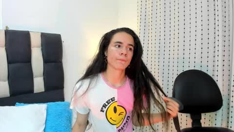 rhiannacoral online show from February 16, 2025, 1:47 am