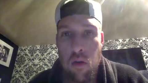 Snapshot of rhino28ab26 chatting on December 17, 2025, 2:01 pm Rhino online show from December 17, 2025, 2:01 pm