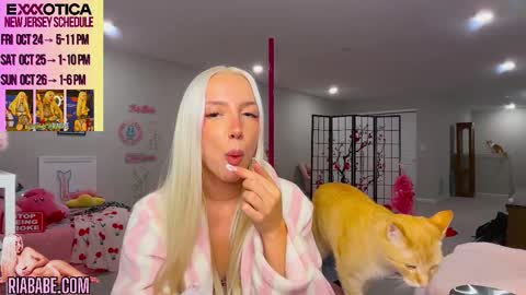 ria  online show from October 22, 2025, 2:56 am