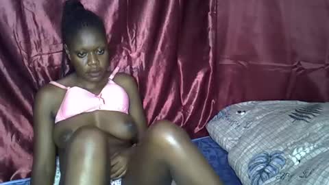 riana_sha online show from February 13, 2025, 5:44 pm